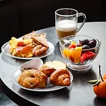 Hotel Fourvière 4*