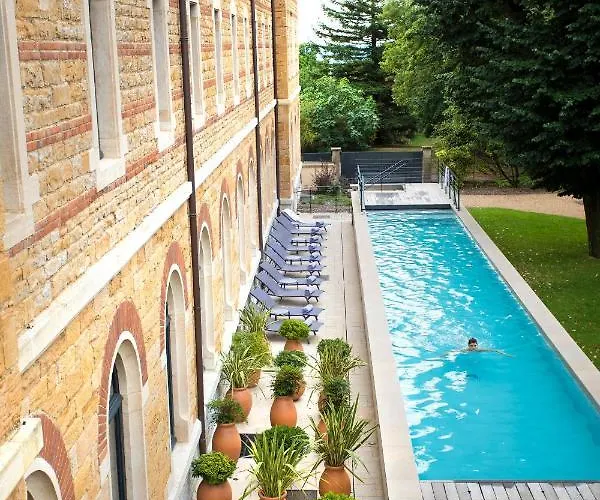 フルヴィエール オテル ホテル 4*