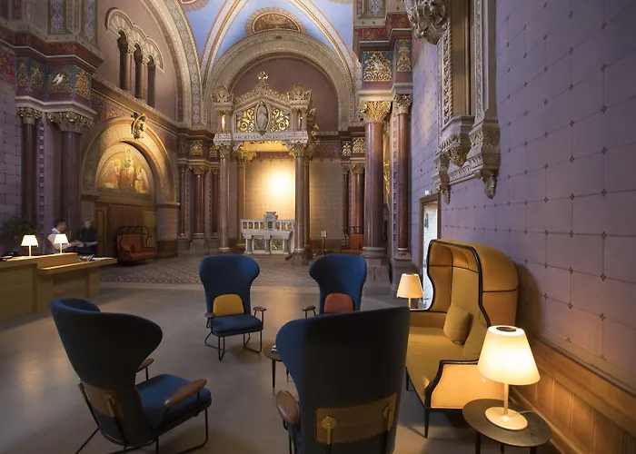 Ξενοδοχείο Fourviere 4*